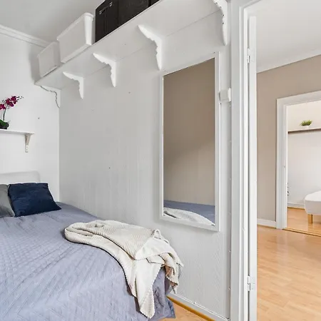 Small And Cheap - 6 Ppl - Super Central - Balcony Oslo Exterior photo